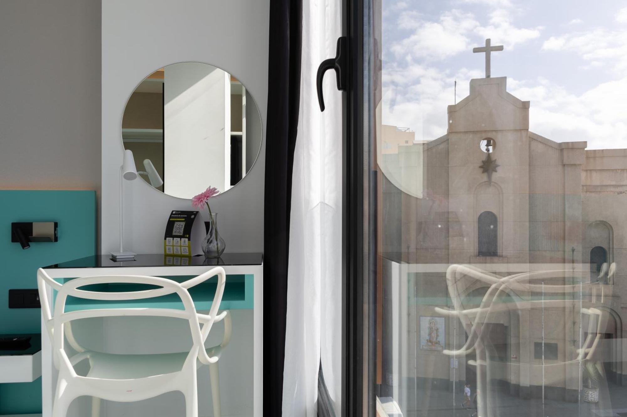 Hotel Puerto De La Luz By Pierre & Vacances Las Palmas de Gran Canaria Exterior photo